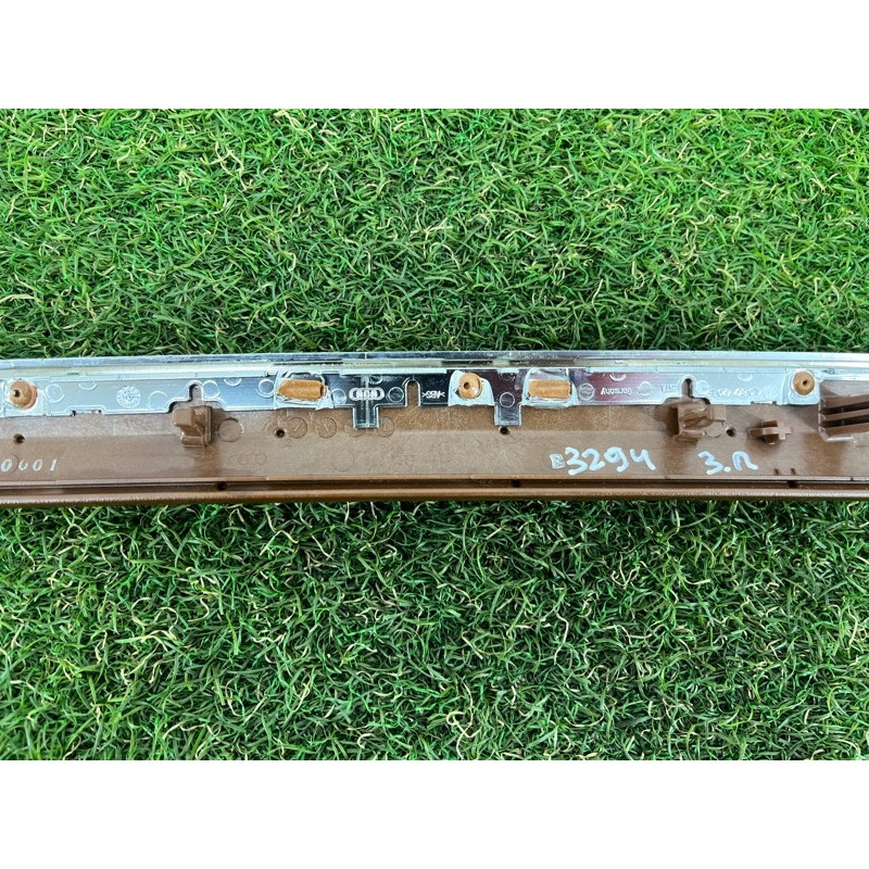 Декоративная накладка карты двери (салон) AUDI Q7 4L 2007 3.6 4L0867420E1B4