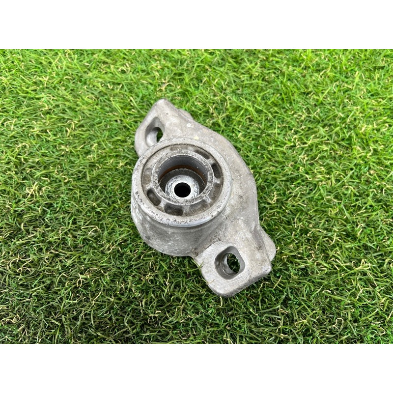 Опора стойки (подвеска) CHEVROLET Cruze J300 2011 1.4 13345953