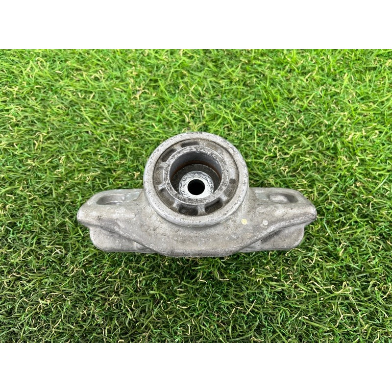 Опора стойки (подвеска) CHEVROLET Cruze J300 2011 1.4 13345953