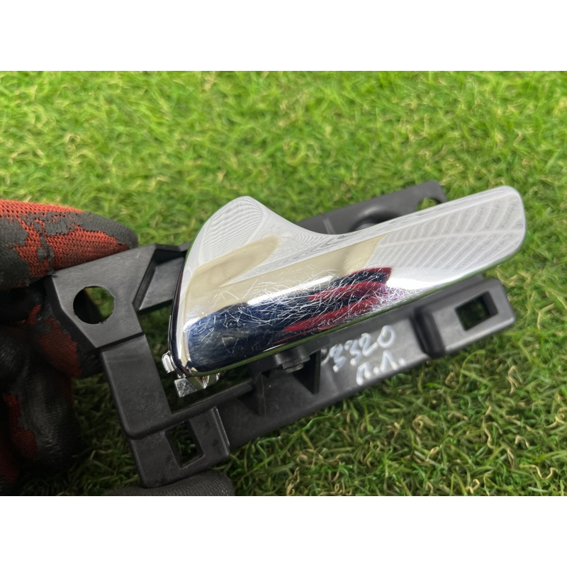 Ручка двери внутренняя (салон) Jeep Grand Cherokee WK2 2017 3.6 68079303AB