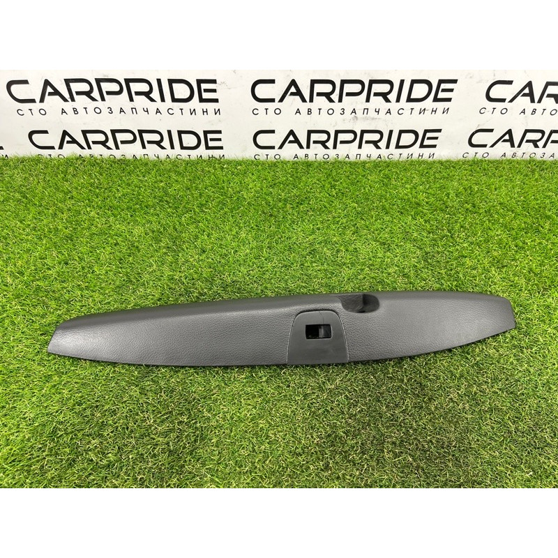 Обшивка ручки подлокотника (салон) AUDI Q7 4L 2014 3.0 TFSi CTWB 4L186717424A