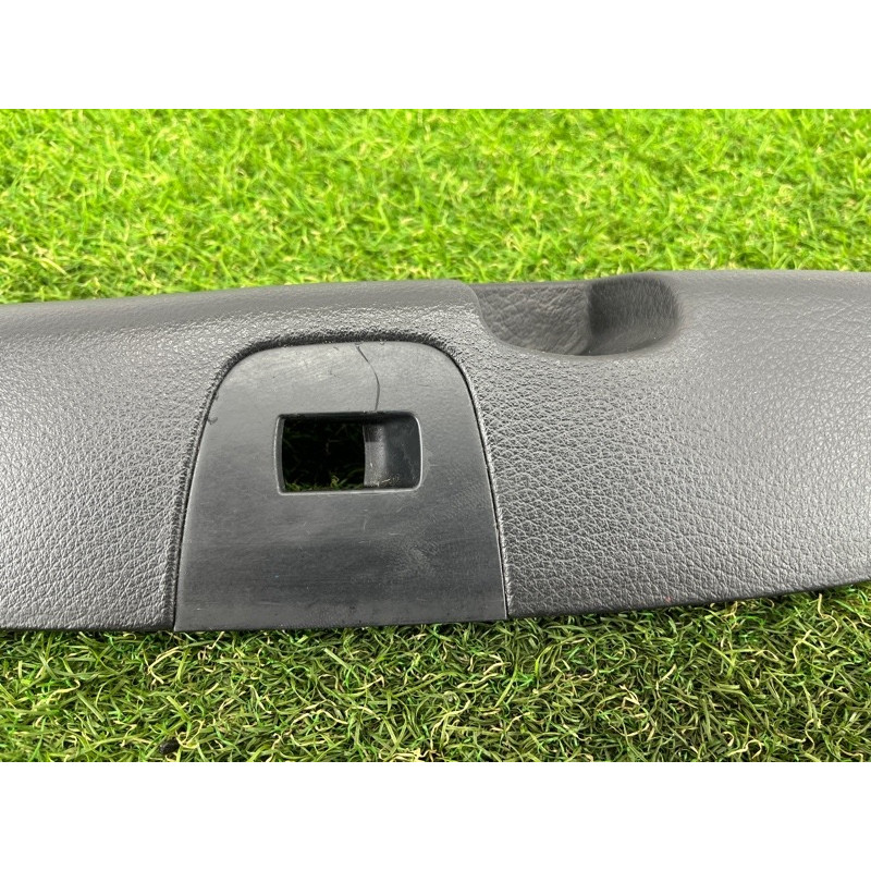 Обшивка ручки подлокотника (салон) AUDI Q7 4L 2014 3.0 TFSi CTWB 4L186717424A