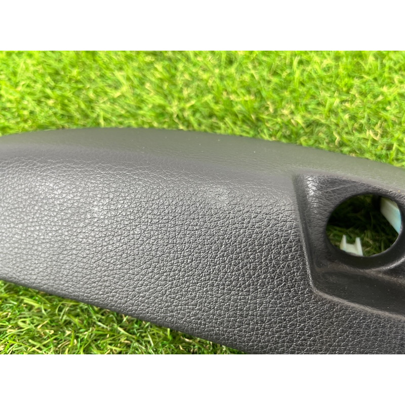 Обшивка ручки подлокотника (салон) AUDI Q7 4L 2014 3.0 TFSi CTWB 4L186717424A