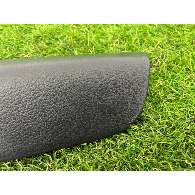 Обшивка ручки подлокотника (салон) AUDI Q7 4L 2014 3.0 TFSi CTWB 4L186717424A