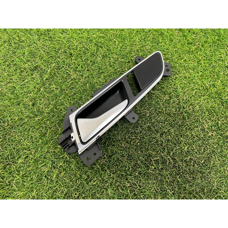 Ручка двери внутренняя (салон) Volkswagen Passat B7 2016 1.8 561839019GUBN