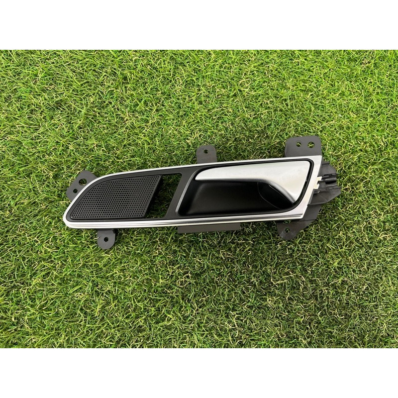 Ручка двери внутренняя (салон) Volkswagen Passat B7 2016 1.8 561839019GUBN