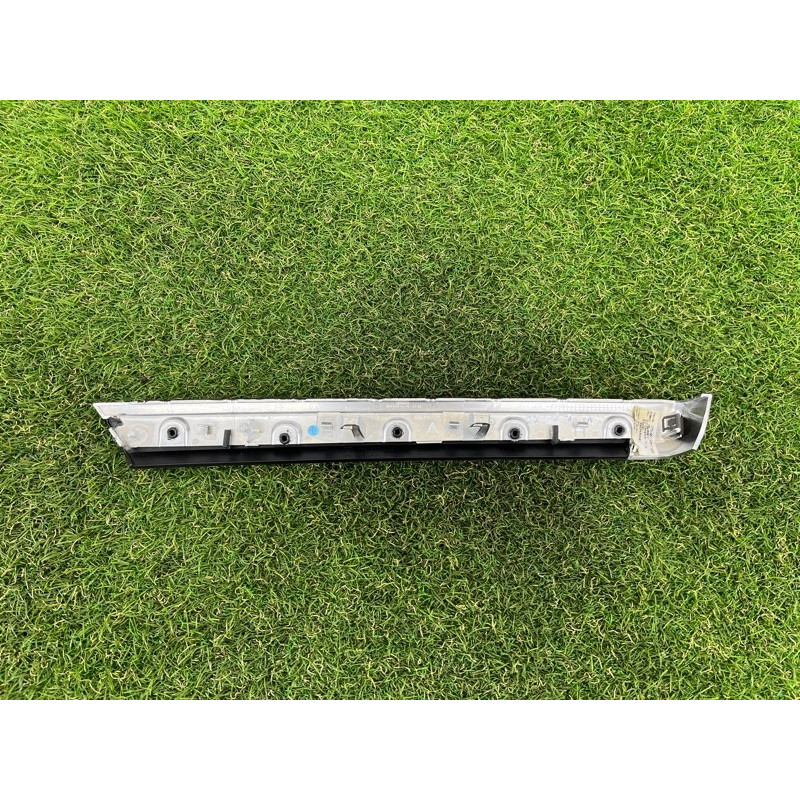 Декоративная накладка карты двери (салон) PORSCHE CAYENNE 958 2012 4.8 958555409006BB