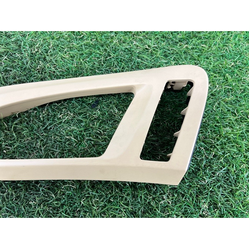 Накладка ручки внутренней (салон) PORSCHE CAYENNE 958 2012 4.8 958555247016W0