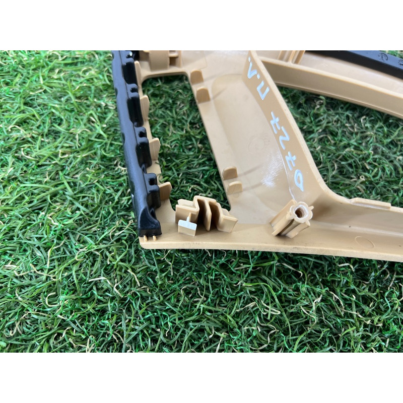 Накладка ручки внутренней (салон) PORSCHE CAYENNE 958 2012 4.8 958555247016W0