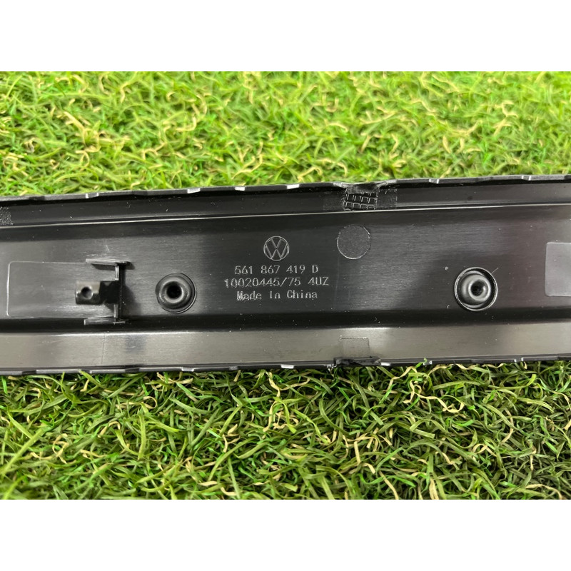 Декоративная накладка карты двери (салон) Volkswagen Passat B7 2016 1.8 561867419DLEX