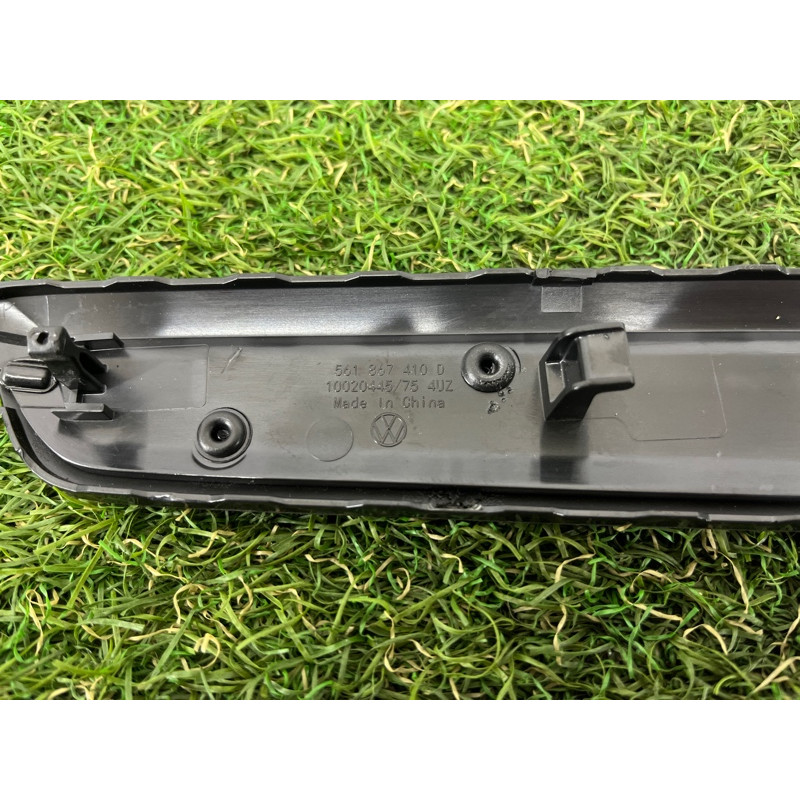Декоративна накладка карти дверей (салон) Volkswagen Passat B7 2016 1.8 561867410DLEX