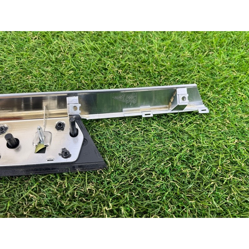 Декоративна накладка карти дверей (салон) BMW X5 E70 2012 3.0 N55 51427137199