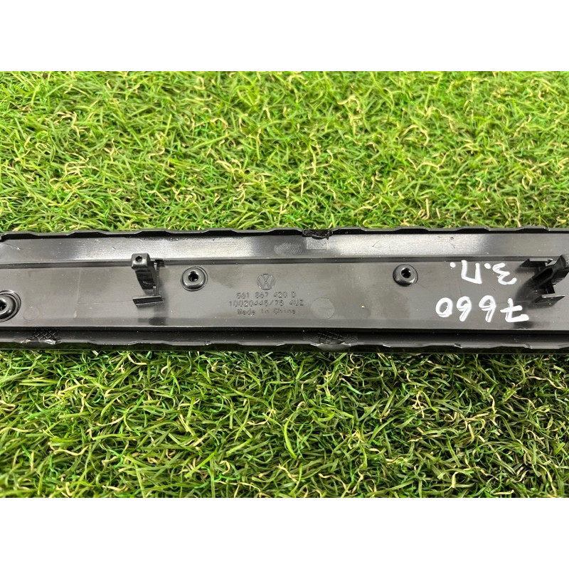 Декоративна накладка карти дверей (салон) Volkswagen Passat B7 2016 1.8 561867420DLEX