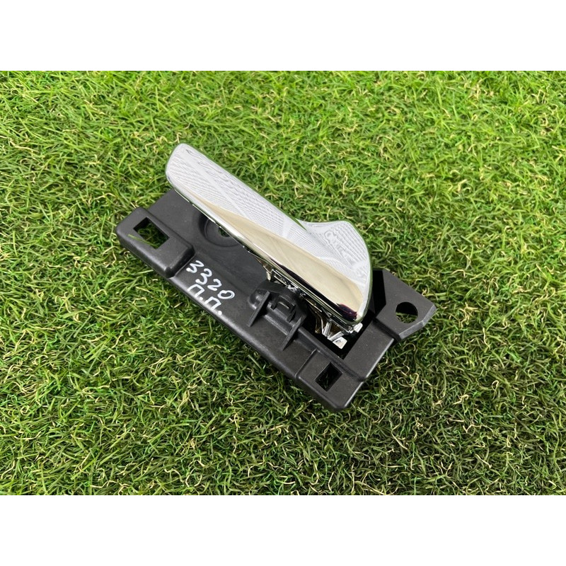 Ручка двери внутренняя (салон) Jeep Grand Cherokee WK2 2017 3.6 68079302AB