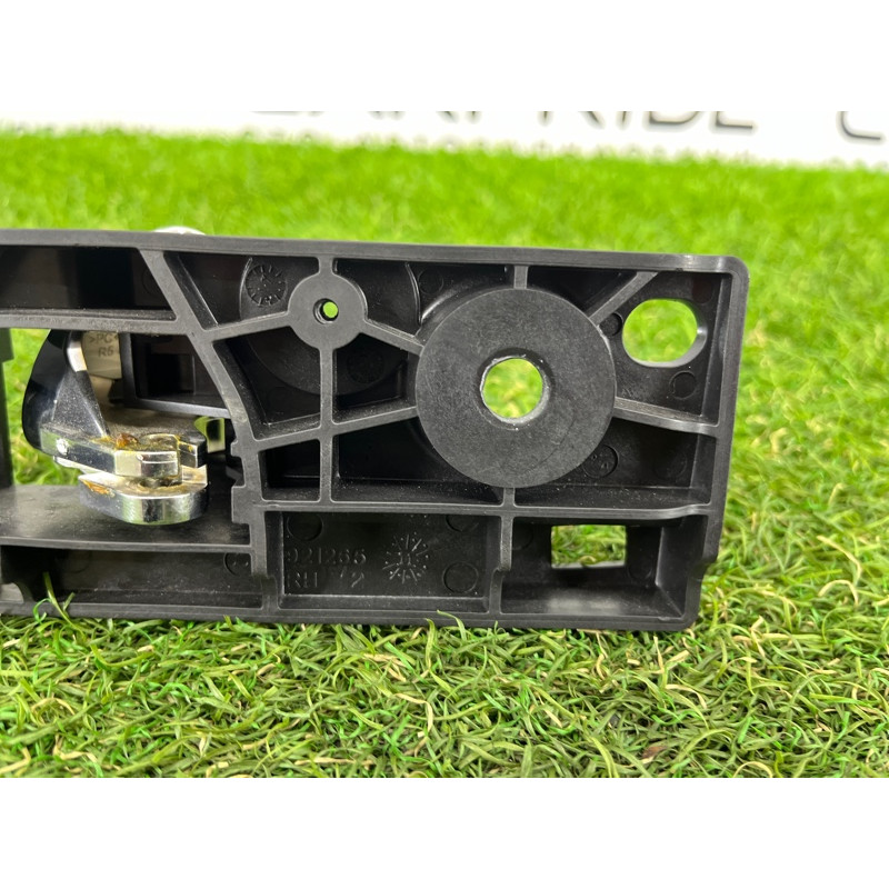 Ручка двери внутренняя (салон) Jeep Grand Cherokee WK2 2017 3.6 68079302AB