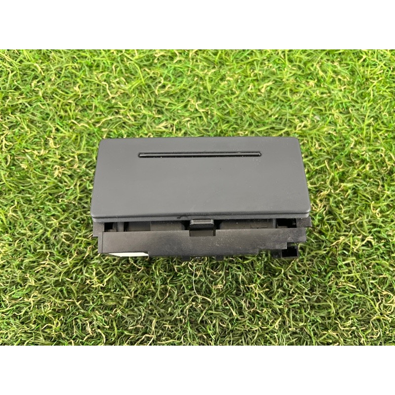 Пепельница (салон) AUDI Q7 4L 2014 3.0 TFSi CTWB 4B0857405B6PS