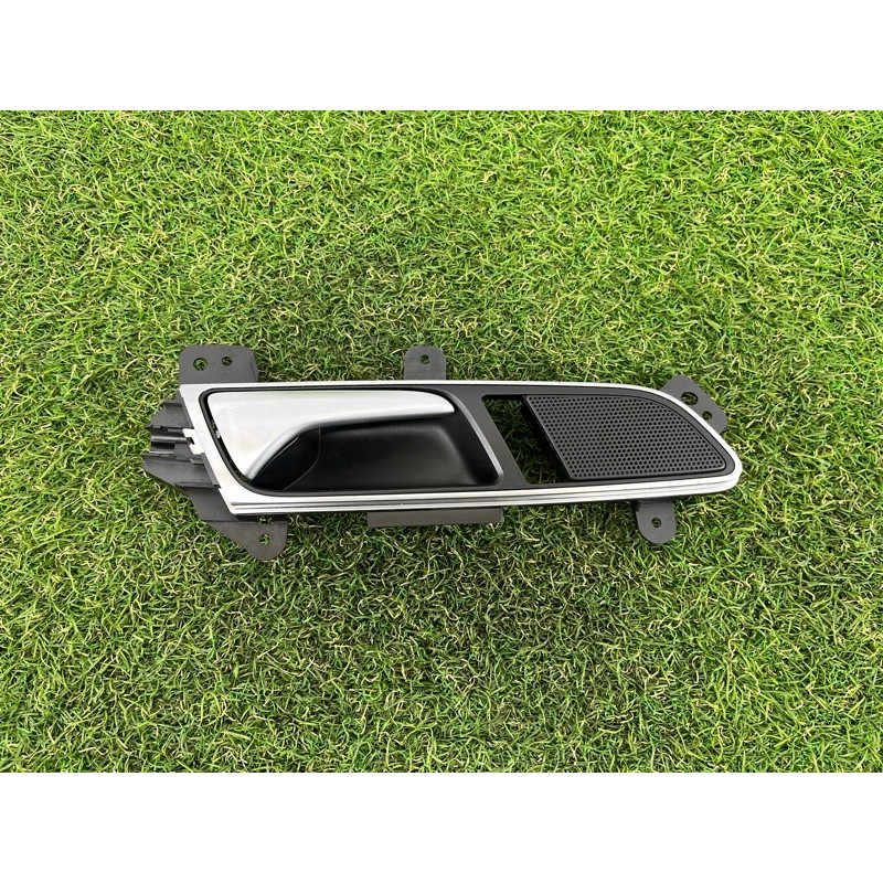 Ручка двери внутренняя (салон) Volkswagen Passat B7 2016 1.8 561839020GUBN