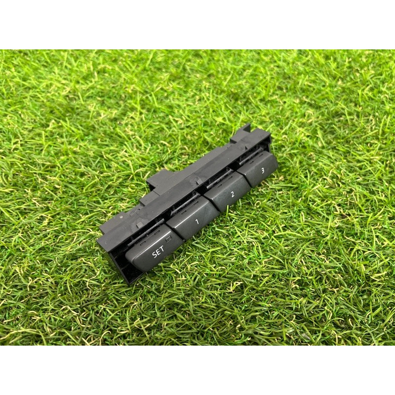 Кнопка памяти сидения (электрика / кнопки) Volkswagen Touareg NF 2011 3.6 7P1959769A
