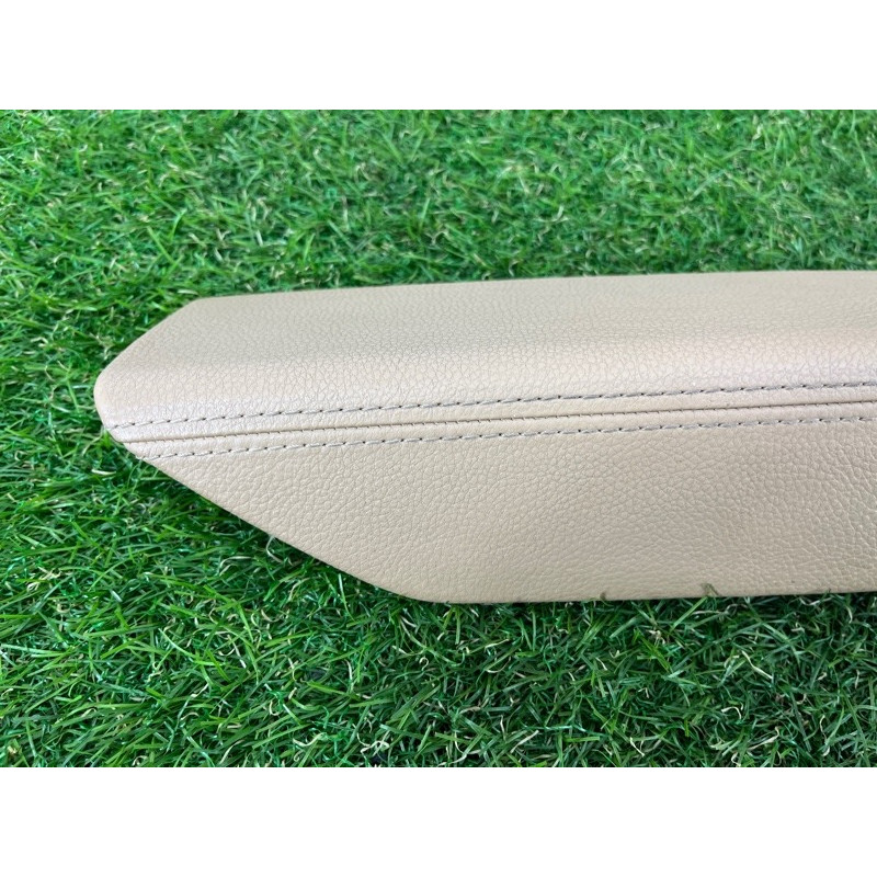 Обшивка ручки подлокотника (салон) PORSCHE CAYENNE 958 2012 4.8 9585553740032X