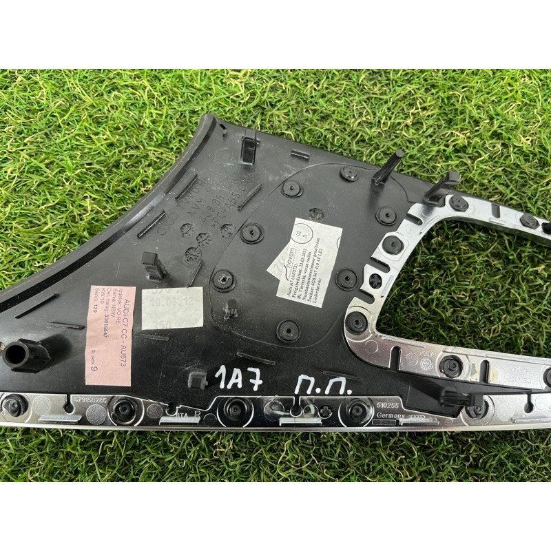 Декоративная накладка карты двери (салон) AUDI A7 4G 2013 3.0 CGXB 4G8867410AFLE2