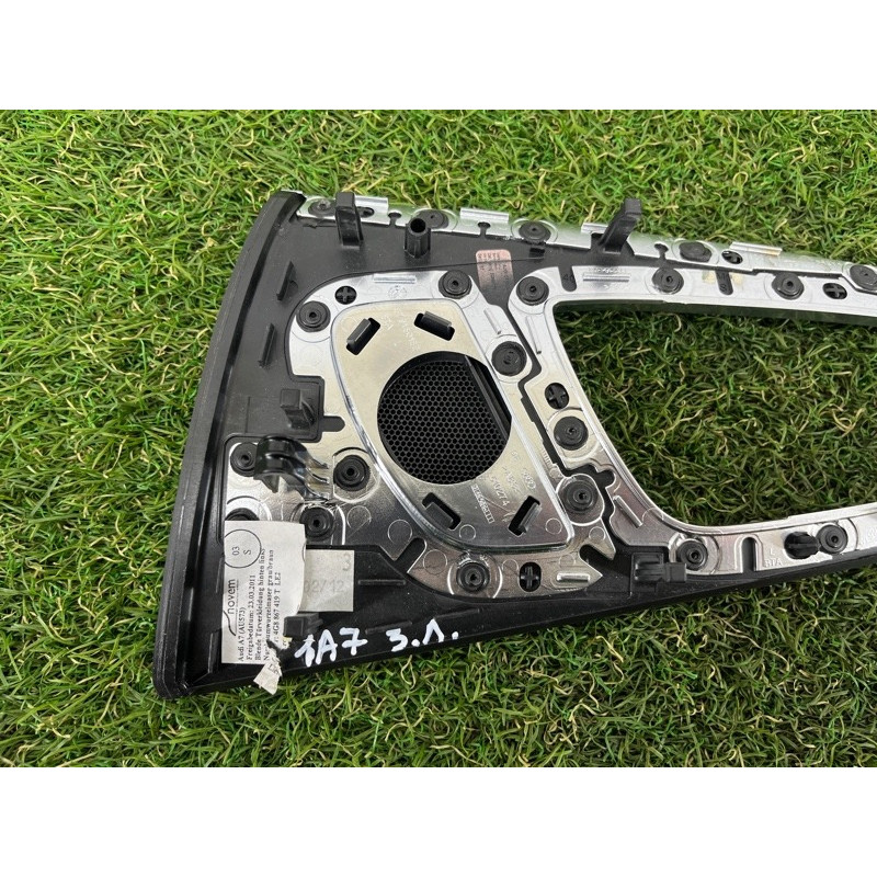 Декоративная накладка карты двери (салон) AUDI A7 4G 2013 3.0 CGXB 4G8867419DLE2