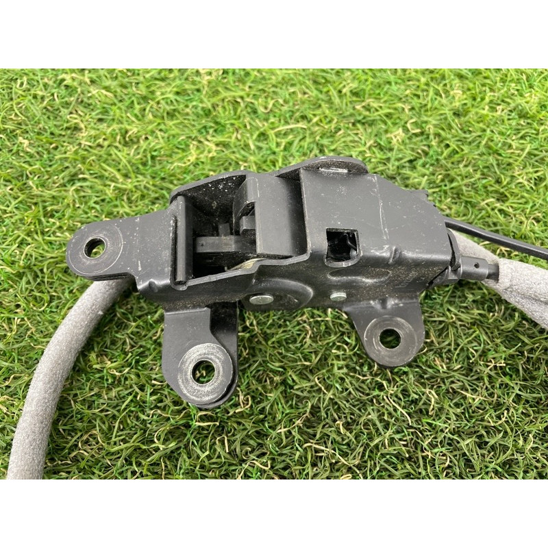Замок багажника (кузов і елементи) BMW X5 E70 2008 4.8 N62/TU 51247183196