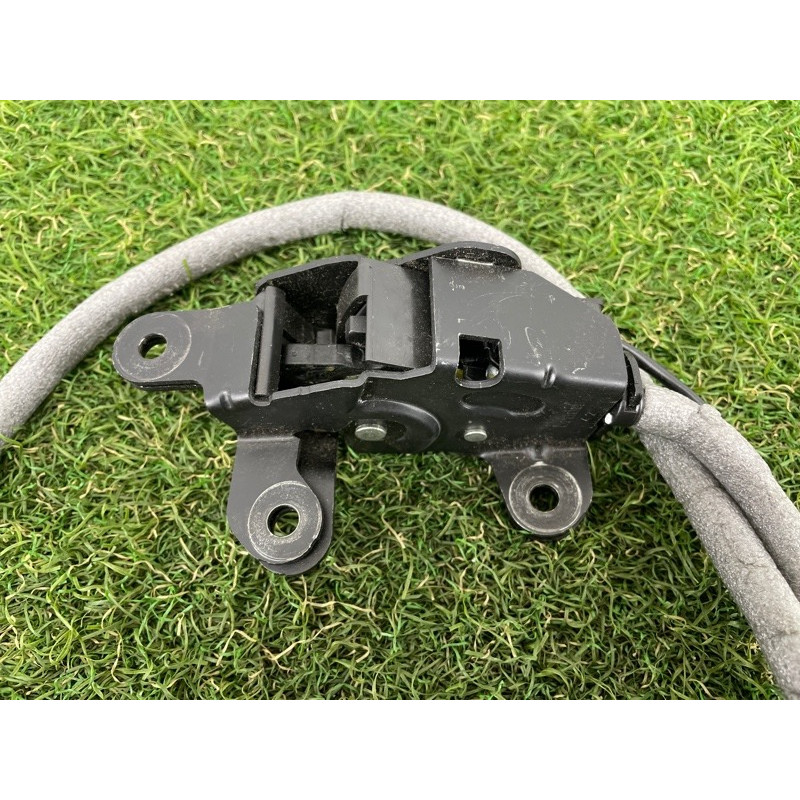 Замок багажника (кузов и элементы) BMW X5 E70 2012 3.0 N55 51247183196