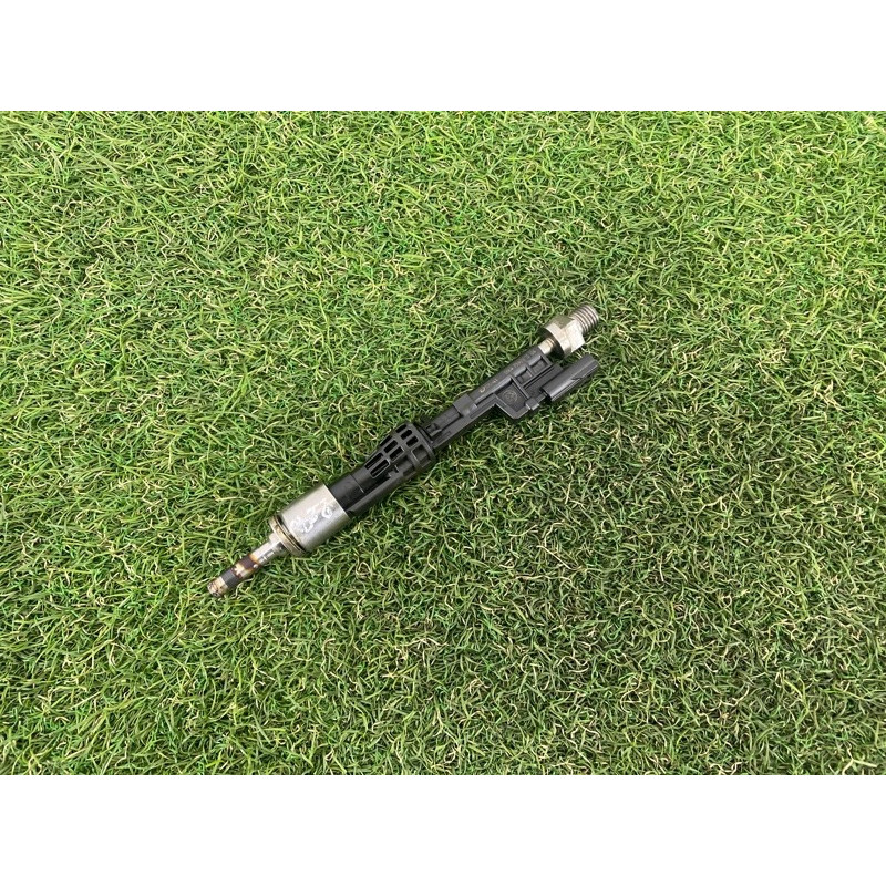 Форсунка топливная (топливная система) BMW X5 E70 2012 3.0 N55 13647597870