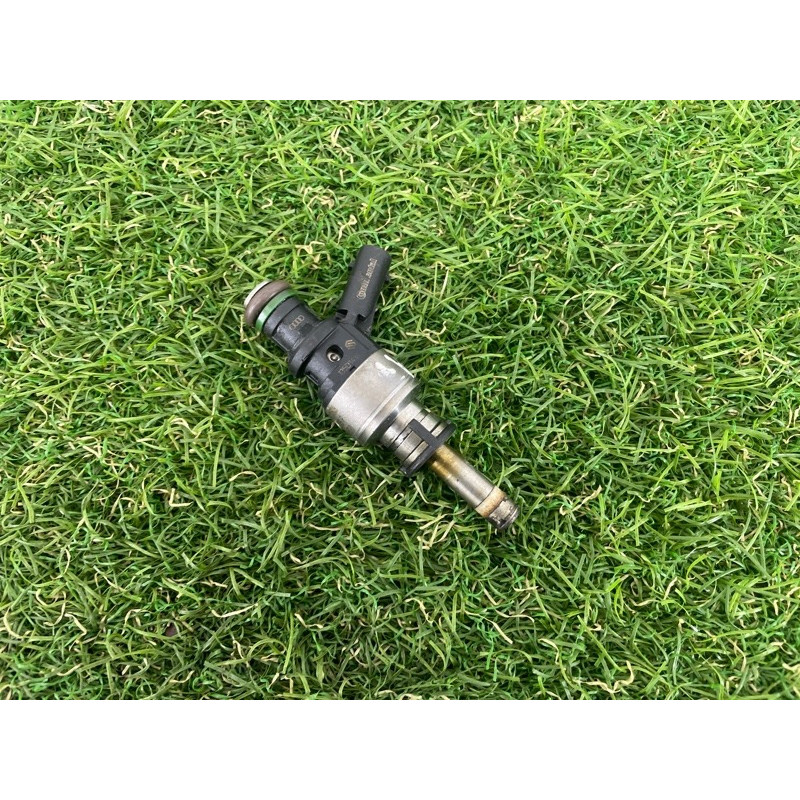 Форсунка топливная (топливная система) AUDI A7 4G 2013 3.0 CGXB 06E906036P