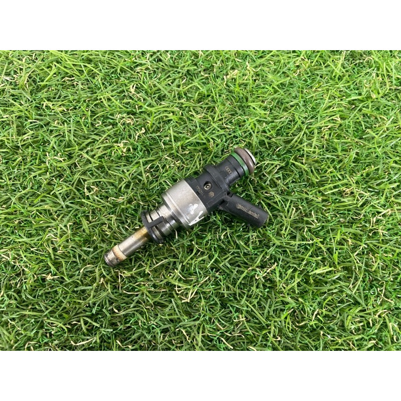 Форсунка топливная (топливная система) AUDI A7 4G 2013 3.0 CGXB 06E906036P