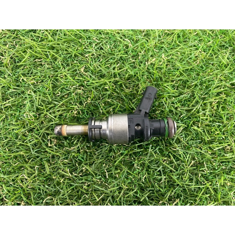 Форсунка топливная (топливная система) AUDI A7 4G 2013 3.0 CGXB 06E906036P