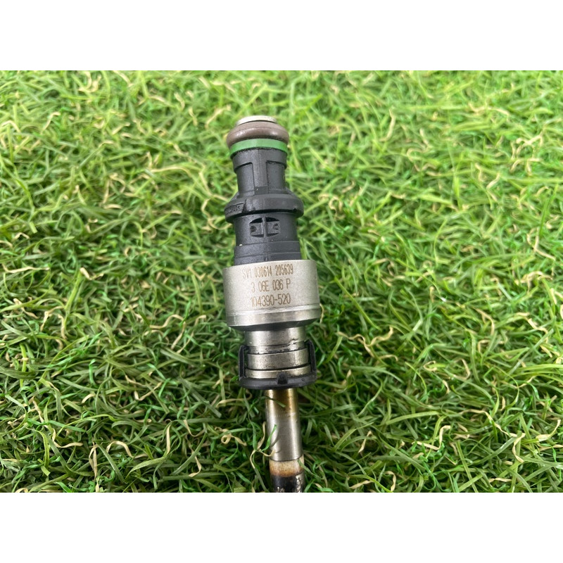 Форсунка топливная (топливная система) AUDI A7 4G 2013 3.0 CGXB 06E906036P