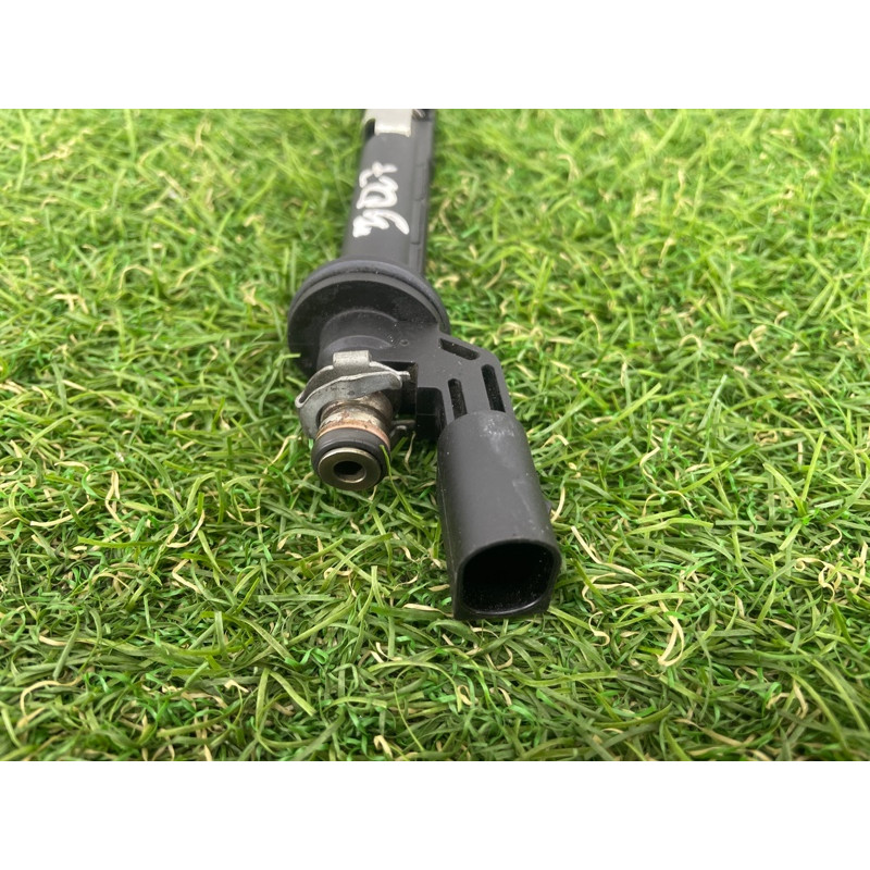 Форсунка паливна (паливна система) AUDI Q7 4L 2007 3.6 03H906036A