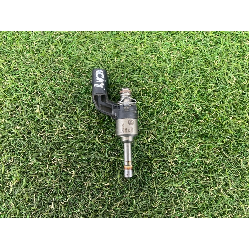 Форсунка топливная (топливная система) PORSCHE CAYENNE 958 2013 3.6 95560523201