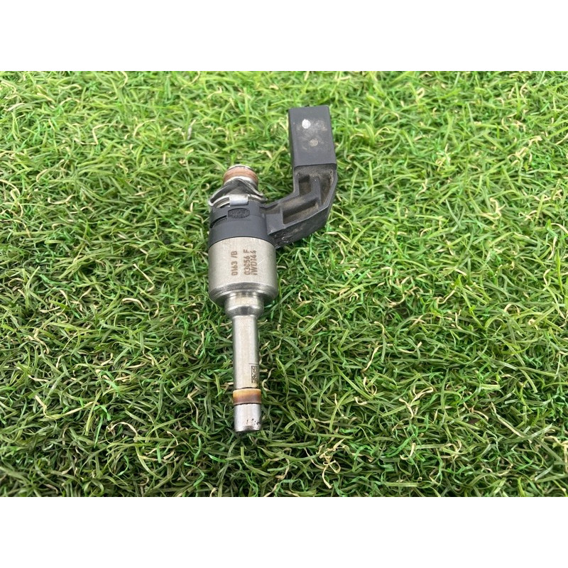 Форсунка топливная (топливная система) PORSCHE CAYENNE 958 2013 3.6 95560523201