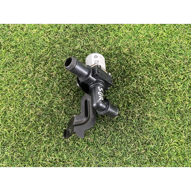 Клапан системы охлаждения (электрика / кнопки) Jeep Grand Cherokee WK2 2017 3.6 68252075AB