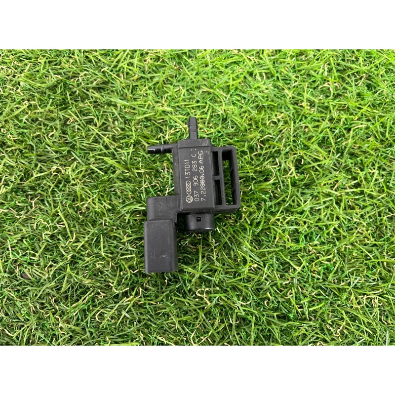 Клапан электромагнитный (электрика) PORSCHE CAYENNE 958 2013 3.6 037906283C