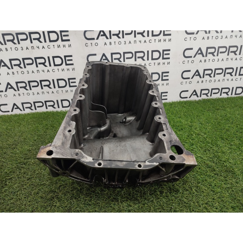 Поддон двигателя (двигатель и элементы) Volkswagen Amarok 2H 2012 2.0 03L103603M