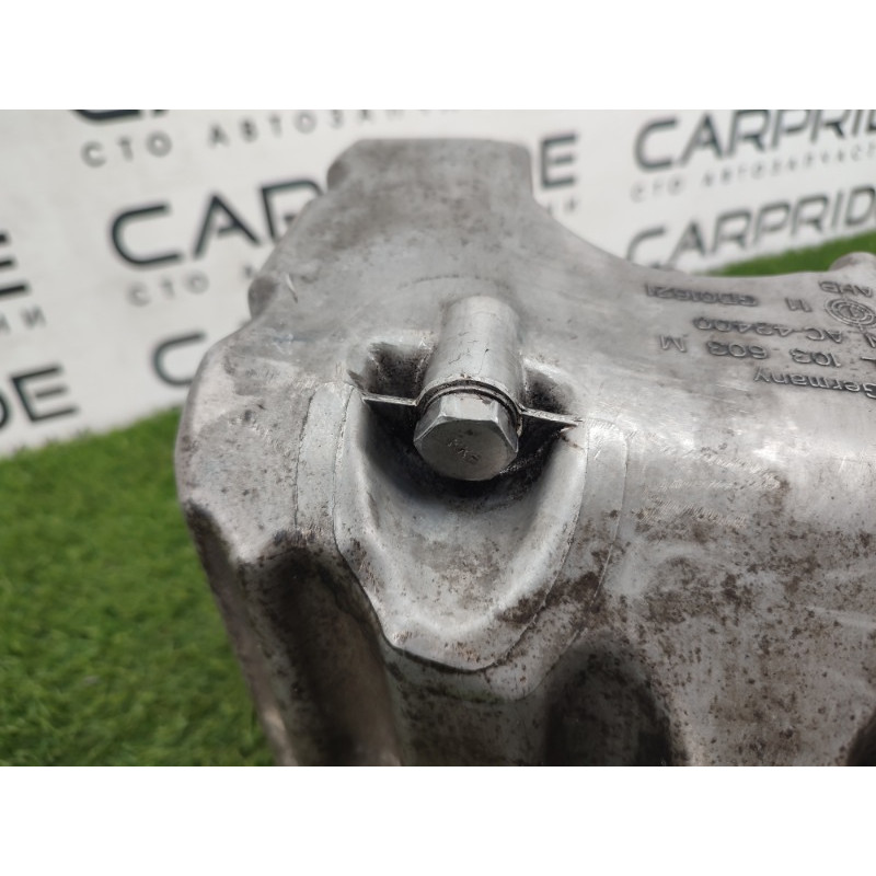 Поддон двигателя (двигатель и элементы) Volkswagen Amarok 2H 2012 2.0 03L103603M