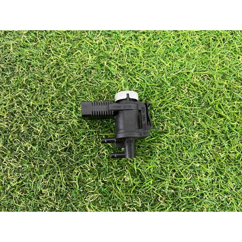 Вакуумный клапан (двигатель и элементы) PORSCHE CAYENNE 958 2012 4.8 1K0906283A