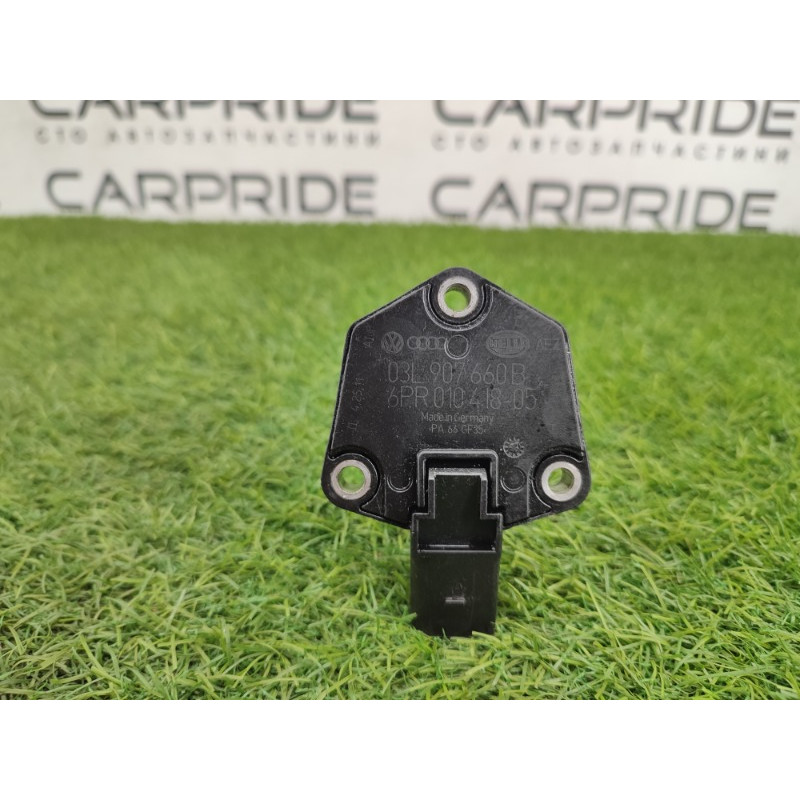 Датчик уровня масла (электрика двигателя) Volkswagen Amarok 2H 2012 2.0 03L907660B