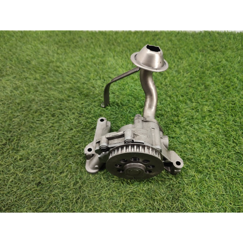 Маслонасос (двигатель и элементы) Volkswagen Amarok 2H 2012 2.0 03L115105B