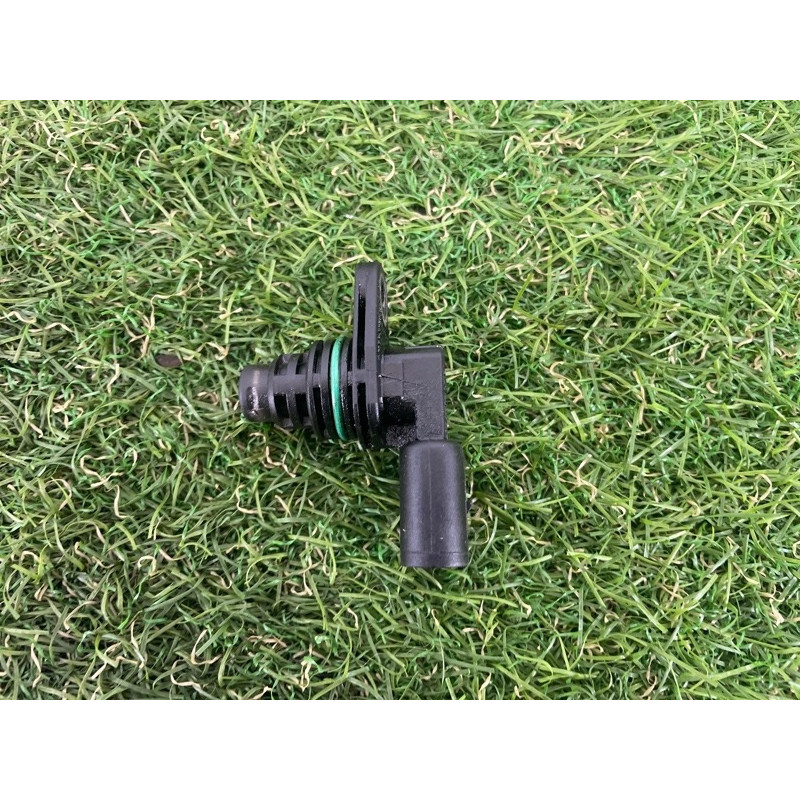 Датчик положения распредвала (электрика двигателя) Volkswagen Touareg NF 2011 3.6 030907601E