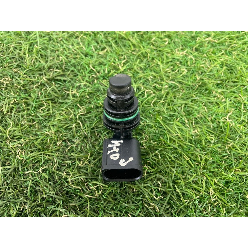 Датчик положения распредвала (электрика двигателя) Volkswagen Touareg NF 2011 3.6 030907601E