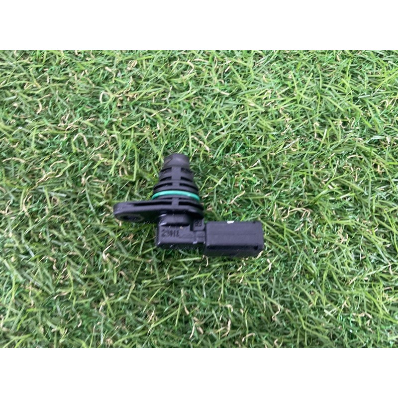 Датчик положения распредвала (электрика двигателя) Volkswagen Touareg NF 2012 3.6 030907601E