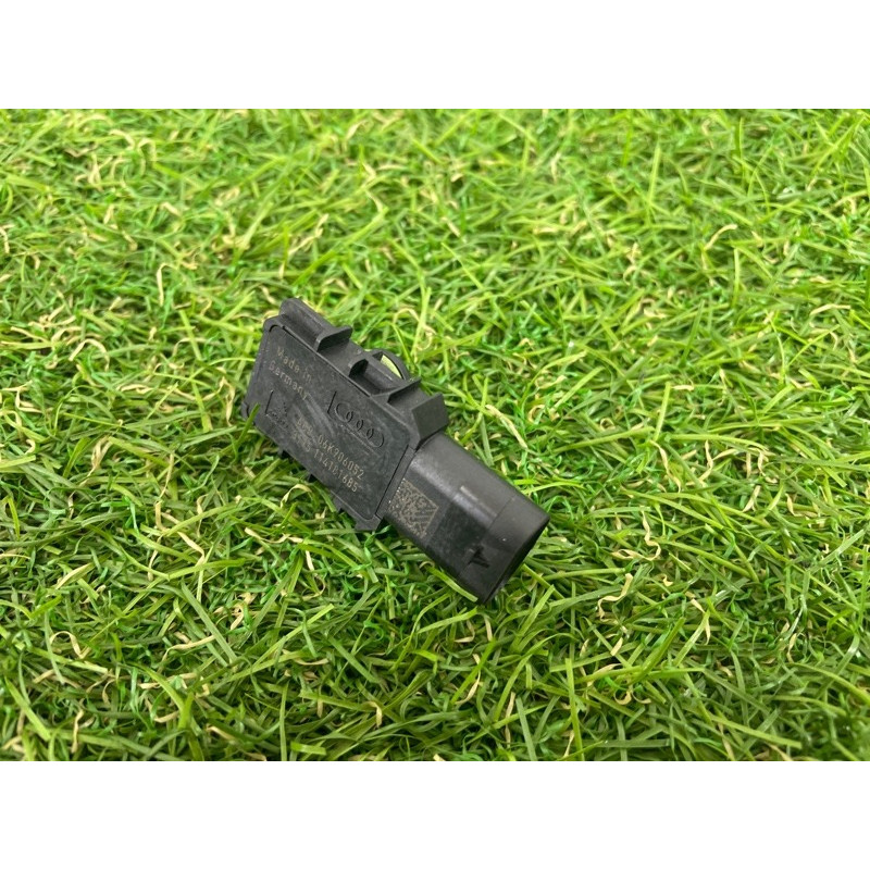 Датчик давления воздуха (электрика / датчики) Volkswagen Passat B7 2016 1.8 06K906052