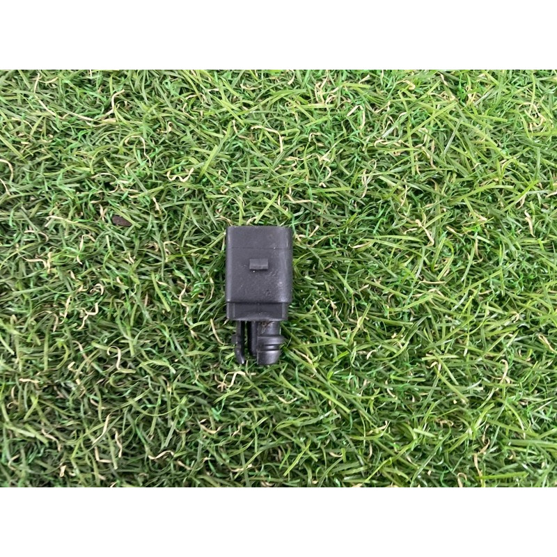 Датчик температуры окружающей среды (электрика / датчики) Volkswagen Touareg NF 2012 3.6 8Z0820535