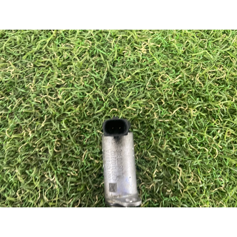 Клапан фазорегулятора (электрика двигателя) AUDI A4 B8 2012 2.0 TFSI 06H103697A