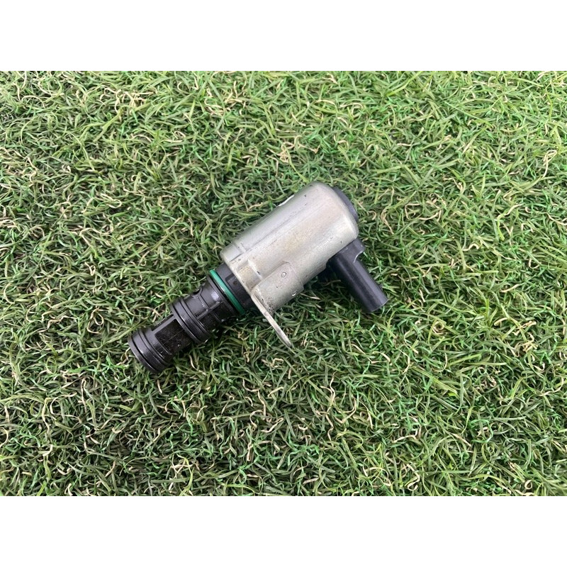 Клапан фазорегулятора (электрика двигателя) Jeep Grand Cherokee WK2 2016 3.6 5047901AC