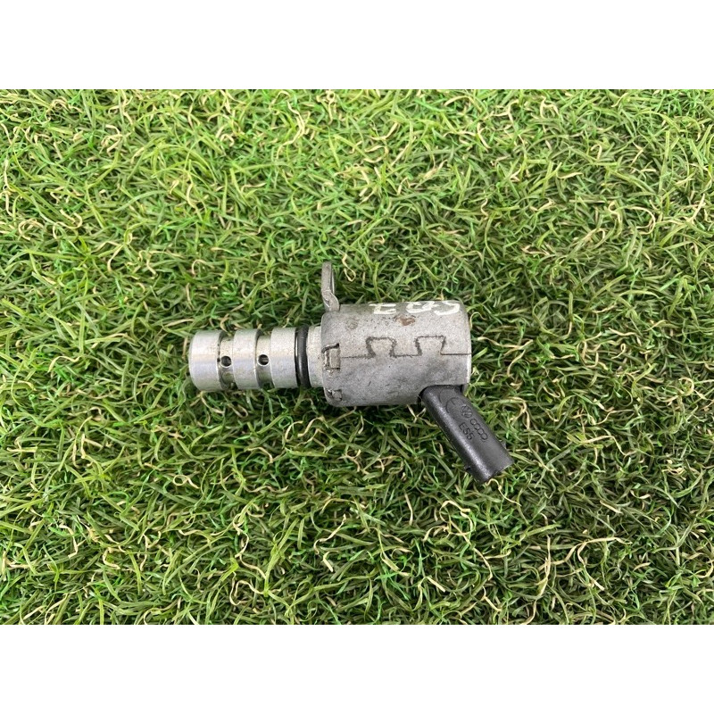 Клапан фазорегулятора (электрика двигателя) AUDI Q7 4M 2017 3.0 TFSi CREC 06E115243G